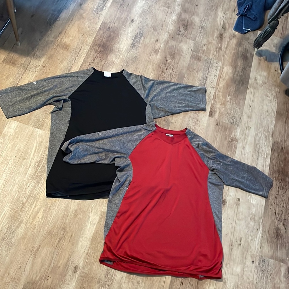 2 majestic baseball 3/4 sleeve shirts